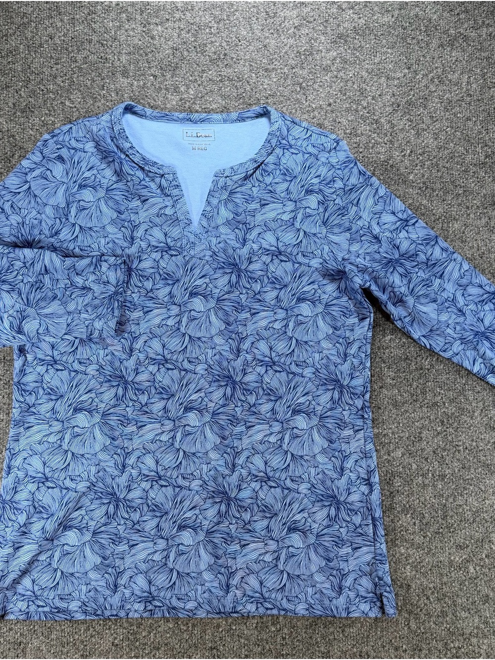 L.L. Bean Blue Floral Notch-Neck Women’s Top M Reg Cotton